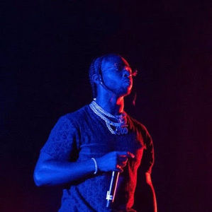 Meet your Posher, Julieta